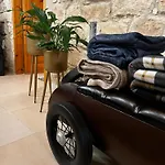 Florence Dreaming House *