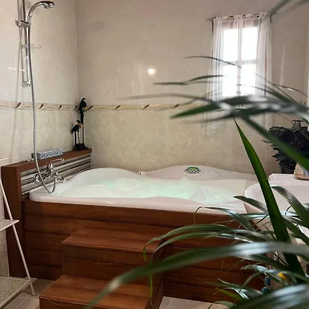 Florence Dreaming House * Pissouri