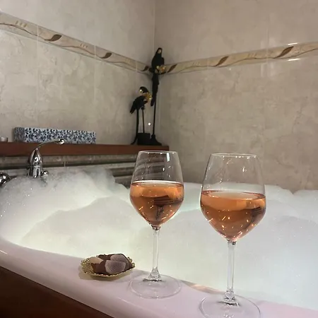 فيلة Florence Dreaming House