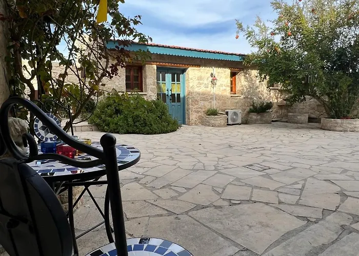 Florence Dreaming House Pissouri