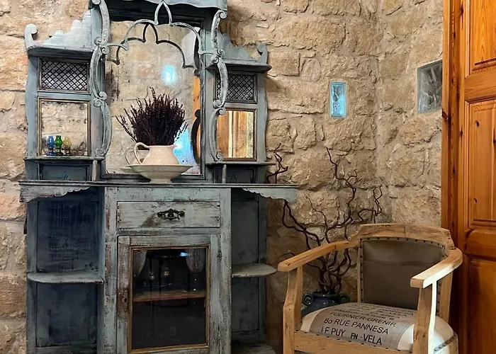 Florence Dreaming House * Pissouri